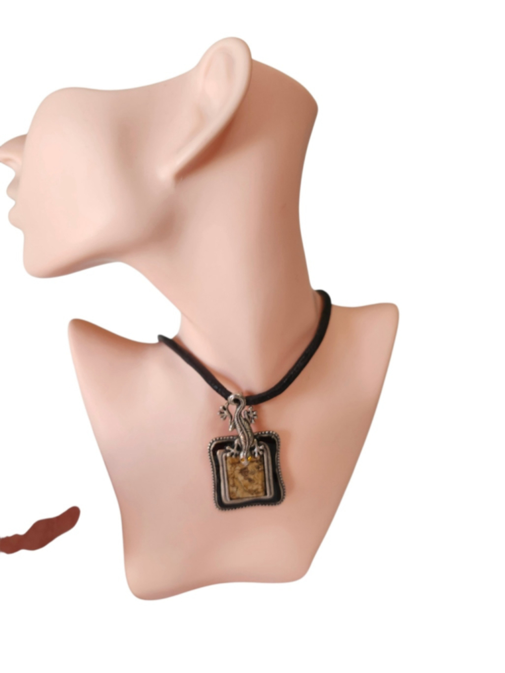 Women's Chico's Necklace One Size Black Beige Gecko Pendant